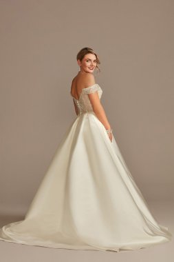 Beaded Bodice Off the Shoulder Tall Wedding Dress Oleg Cassini 4XLCWG890