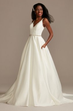 Scalloped Lace Satin Tall V-Neck Wedding Dress DB Studio 4XLWG4034