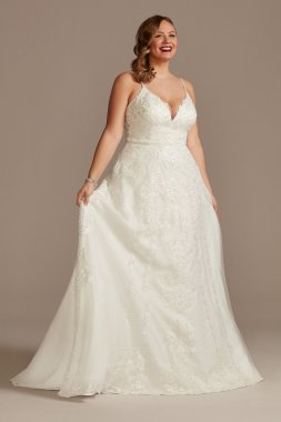 Lace Applique Tulle Plus Size Wedding Dress Oleg Cassini 8CWG905