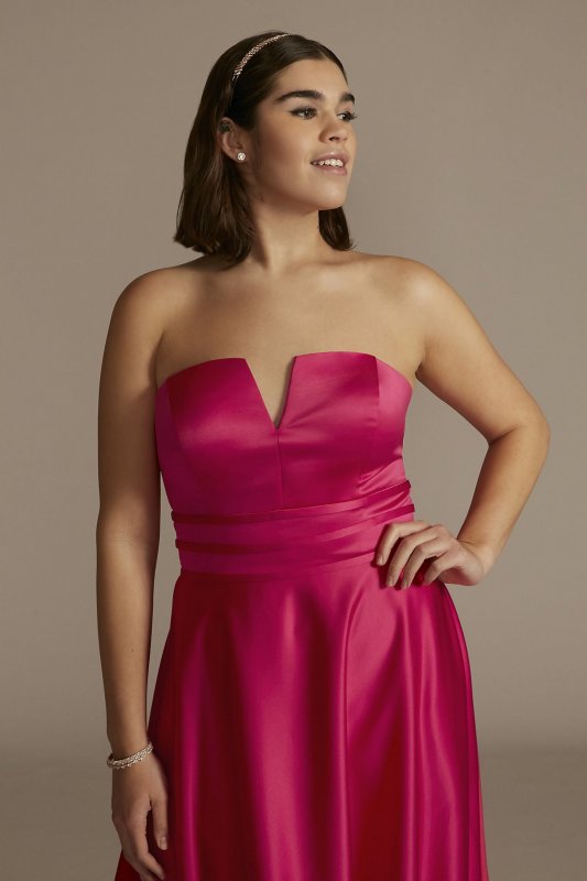 Plus Size V-Notch Strapless Prom Gown Jules and Cleo D24NY22075V1W