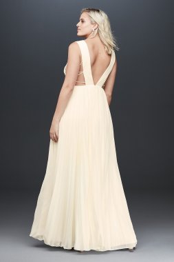 Fame and Partners Plus Size Allegra Pleated Dress Fame and Partners x David's Bridal 4B450101FMW