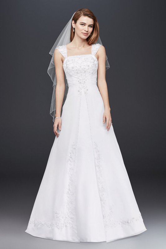 Extra Length Wedding Dress with Removable Sleeves David's Bridal Collection 4XLNTV9010