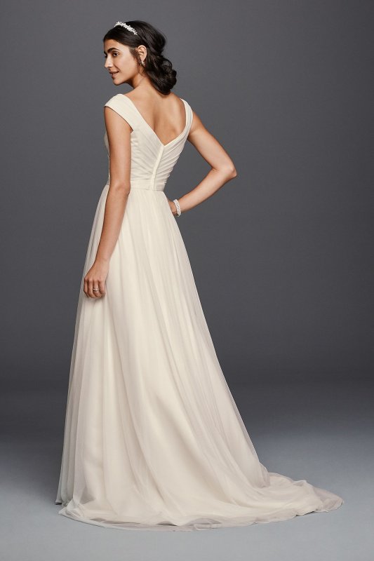 Petite Tulle A-line Wedding Dress and Beaded Sash David's Bridal Collection 7WG3787