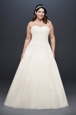 Soft Tulle Plus Size Wedding Dress with Leaf Lace David's Bridal Collection 9OP1338