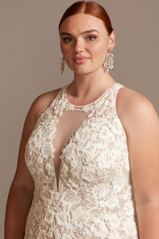 Illusion Keyhole Applique Plus Size Wedding Dress 9SWG843