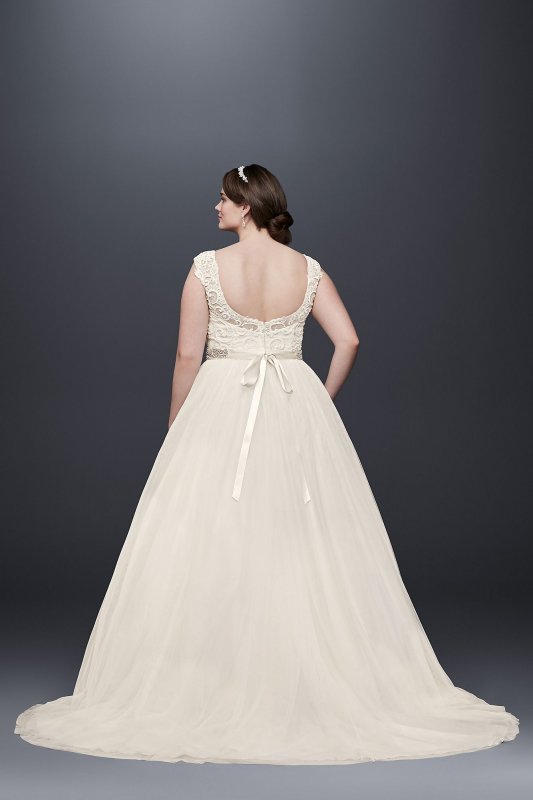 Tulle Plus Size Wedding Dress with Lace Cap Sleeve David's Bridal Collection 9WG3741