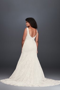 Fame and Partners Plus Size Callais Dress Fame and Partners x David's Bridal C161024102FMW