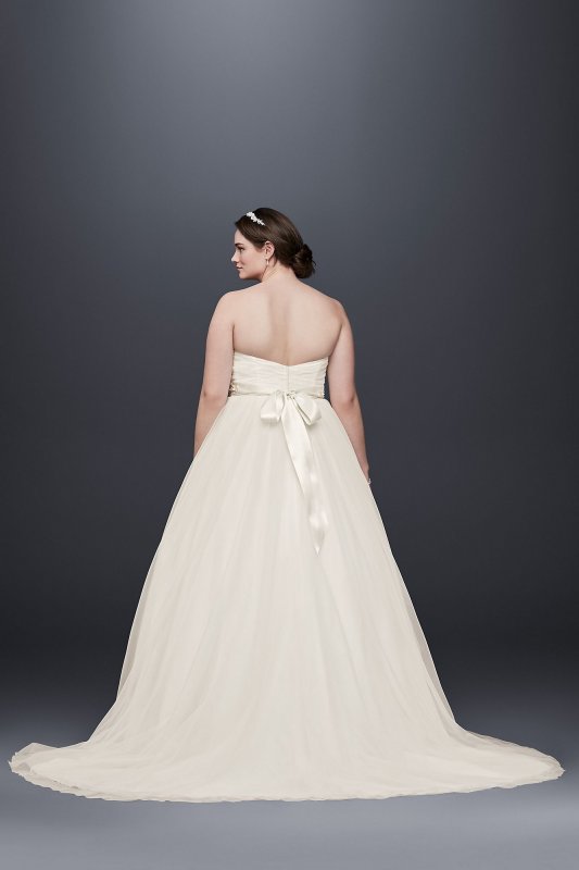 Plus Size Strapless Sweetheart Tulle Wedding Dress David's Bridal Collection 9WG3802