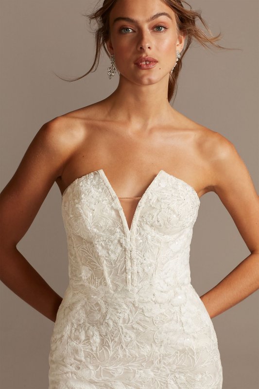 Notch-Neck Lace Corset Mermaid Wedding Dress Oleg Cassini CWG846