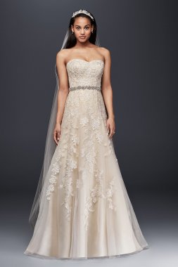 Sweetheart A-Line Tulle and Lace Wedding Dress David's Bridal Collection V3587