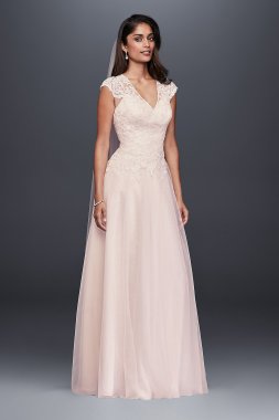 Tulle-Over-Lace V-Neck A-Line Wedding Dress David's Bridal Collection WG3859