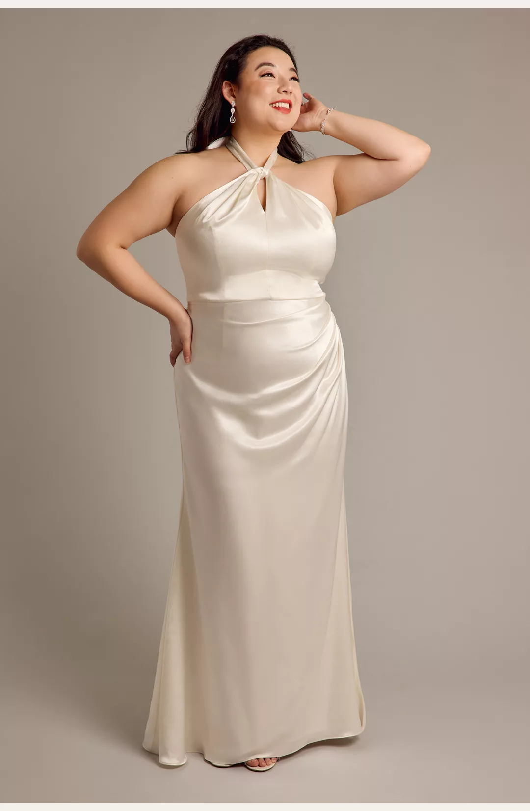 Luxe Charmeuse Keyhole Halter Sheath Wedding Dress STYLE# SDWG1207